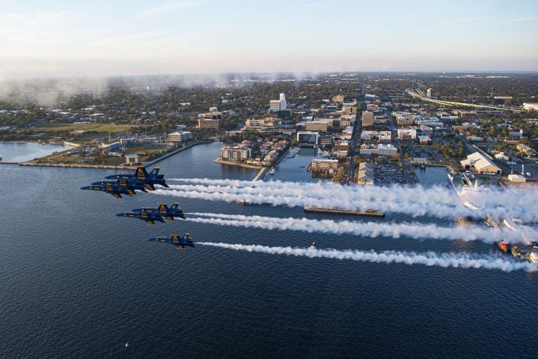 Final Outing For Blue Angels Legacy Hornets