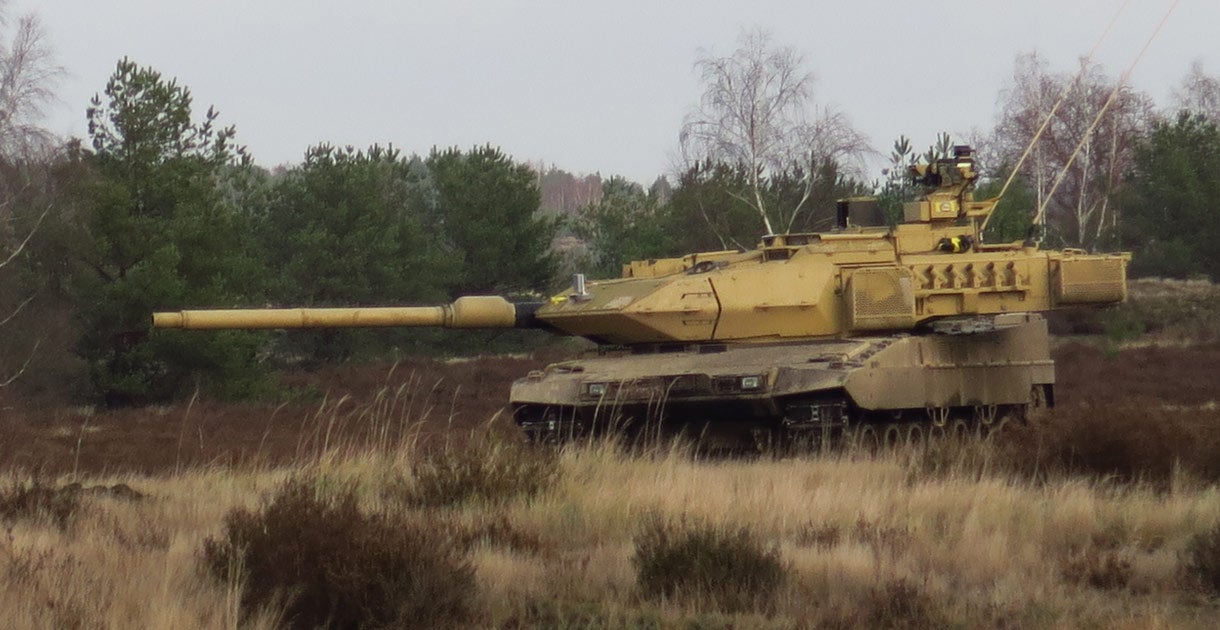 Leopard 2 двигатель