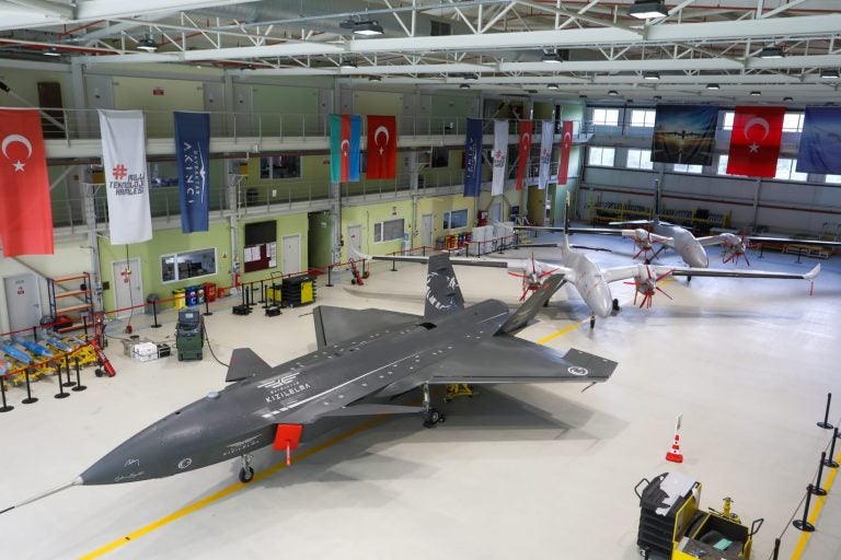 Turkey's Unmanned Fighter Aircraft Bayraktar KIZILELMA Successfully ...