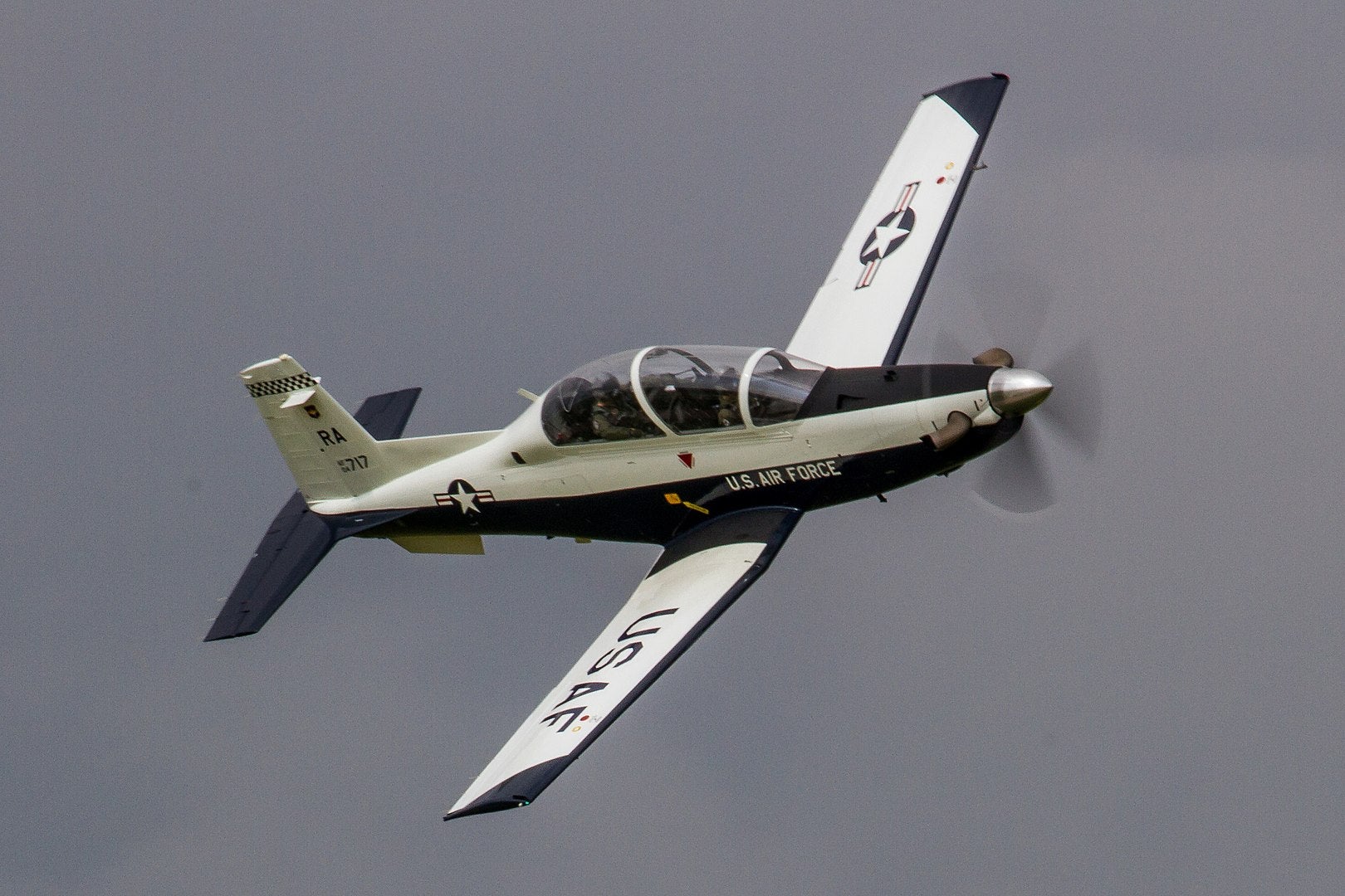 Tunisia Recieves Last T-6C Trainers - Overt Defense