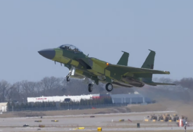 Video screenshot of the first flight test of F-15EX EX9 (Boeing)